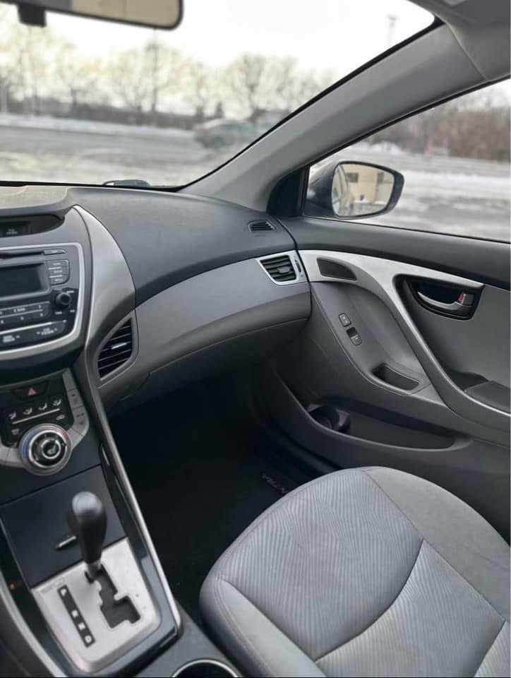 Hyundai Elantra_15