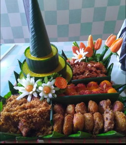 Tumpeng