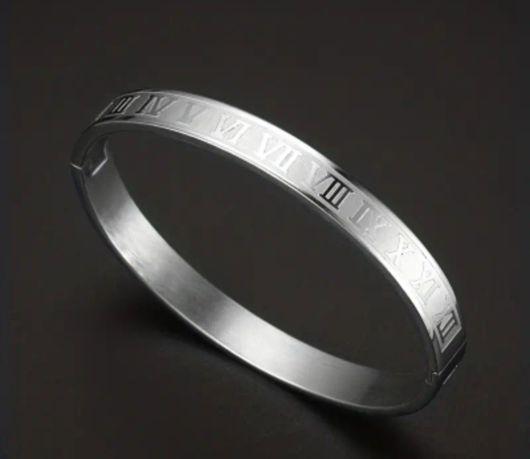 Stainless steel Roman numeral bracelet (Silver )_0