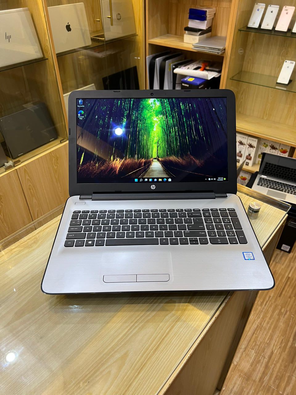 HP NoteBook 15 Touchscreen_0