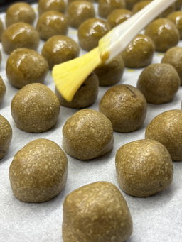 Earl Grey Pineapple Ball 