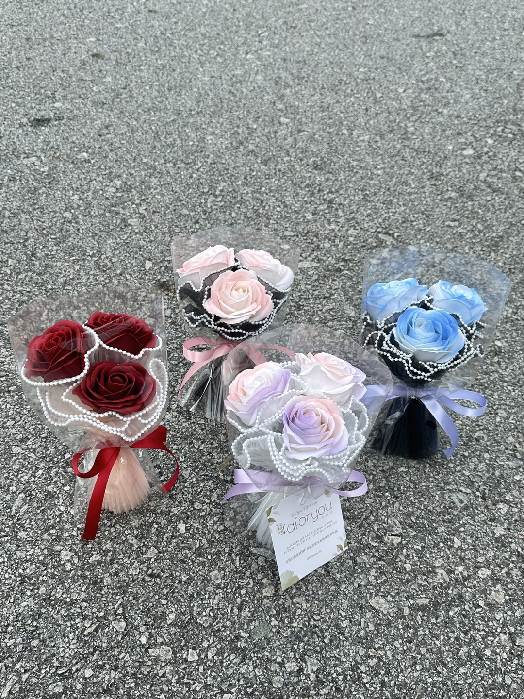 (3R004) 3 Stalk Transparent Soap Rose Bouquet