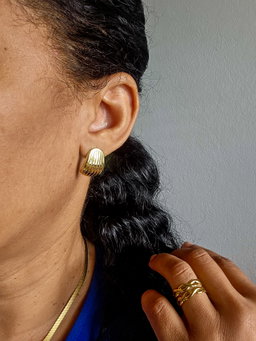 Liza Earrings - Gold