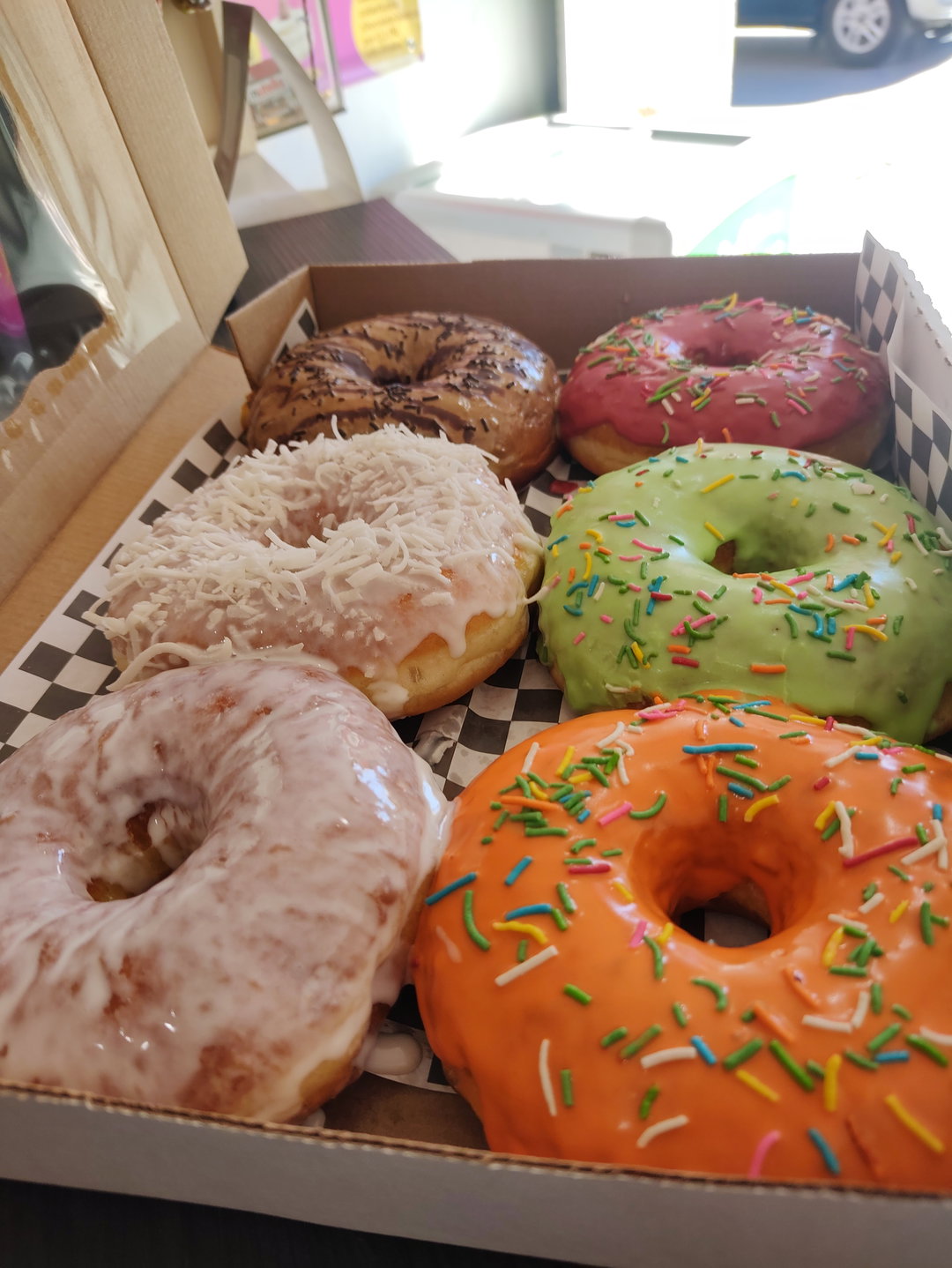 Caja 6 donas Glaseadas