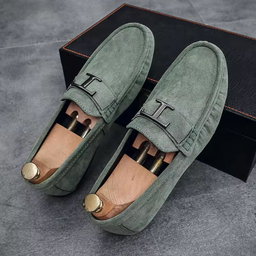 mocassins