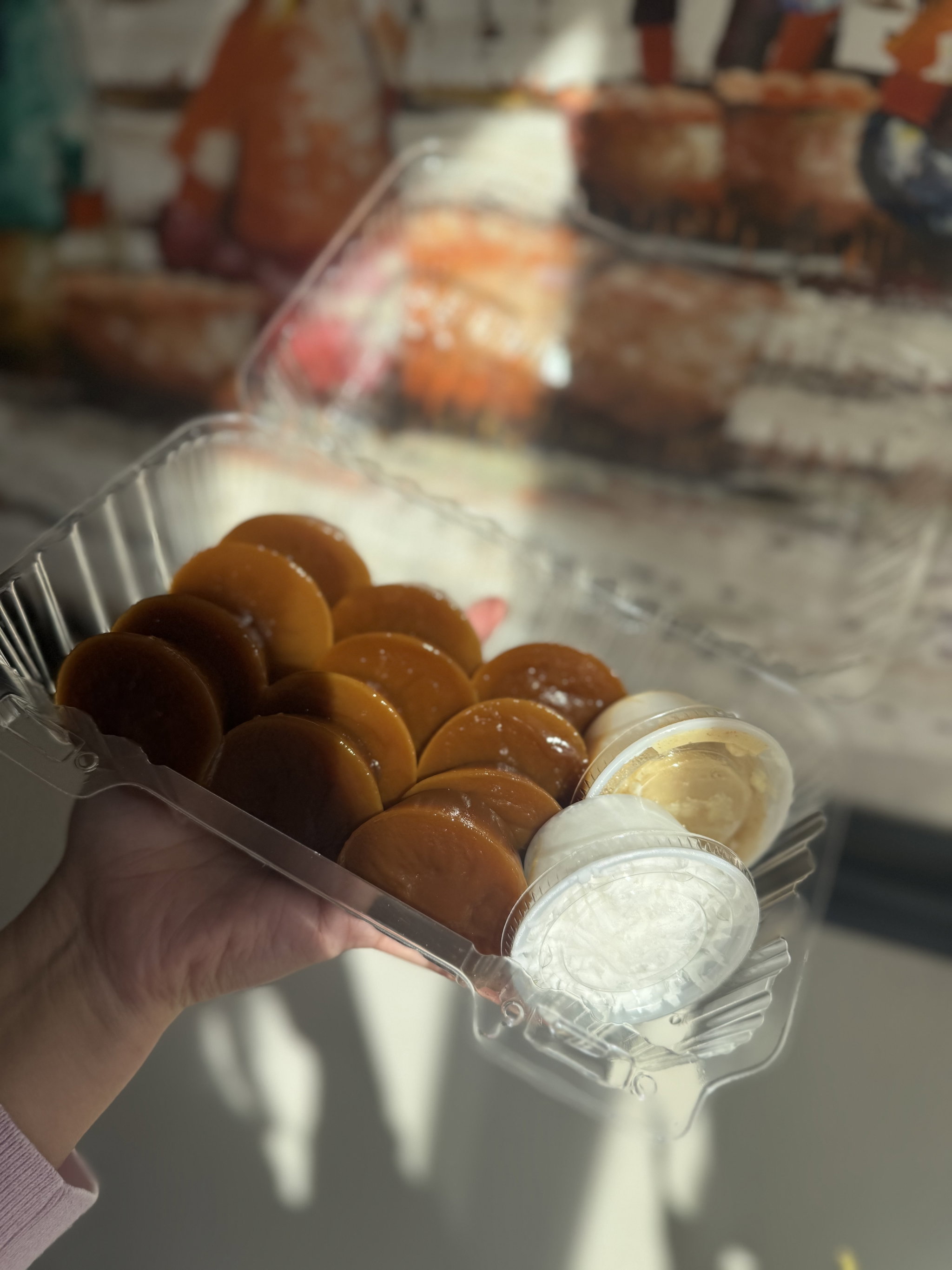 Kutsinta with Homemade Yema and Coconut 12pcs_0