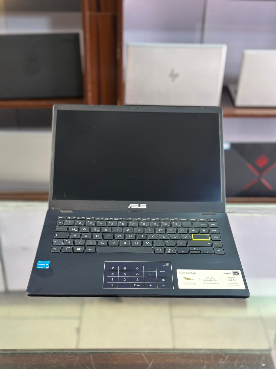 Azus notebook PC