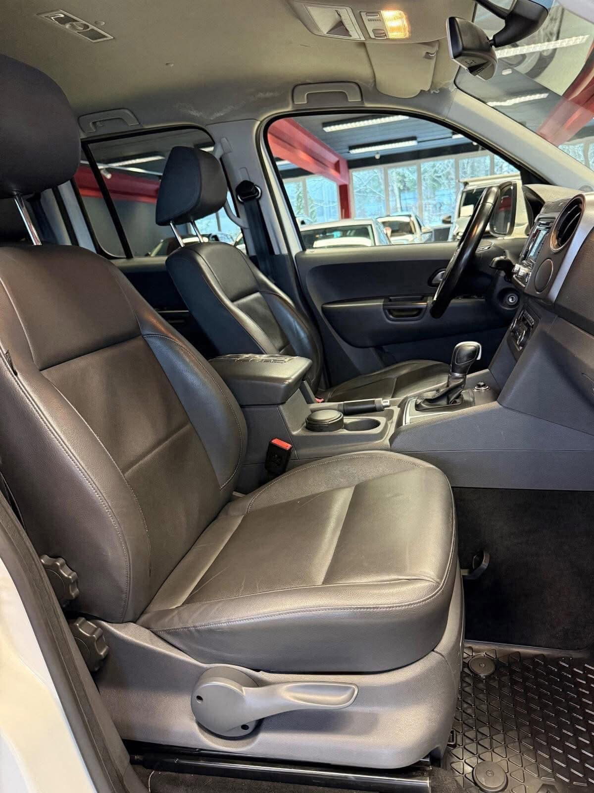 Volkswagen Amarok 2015_13