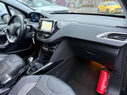 Peugeot 2008 1.6i 2015