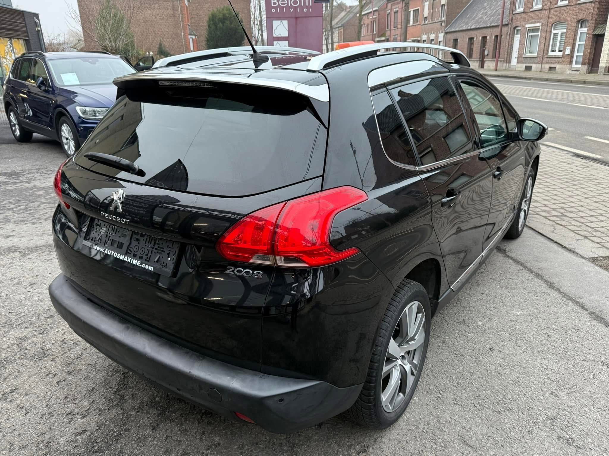 Peugeot 2008 1.6i 2015_6