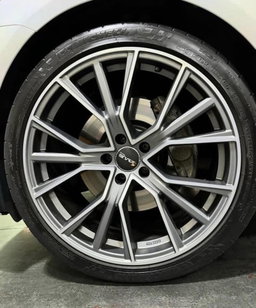 AUDI Quattro 3L TDI 272 CH 2015
