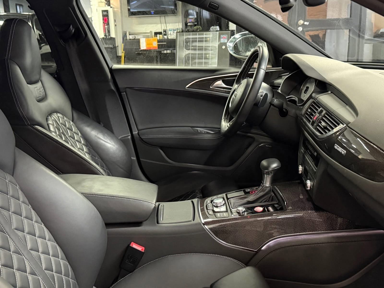 Audi S6 4,0TFSI Sedan, ACC, Nattkamera, Carbon, RS seter, BOSE 2014_9