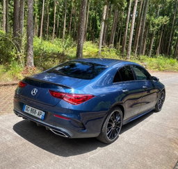 MERCEDES-BENZ CLA 200D