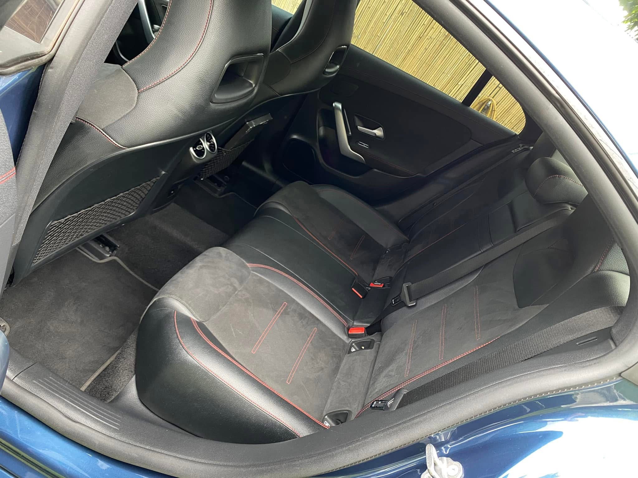MERCEDES-BENZ CLA 200D_8
