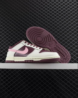 NIKE DUNK LOW RETRO Prm Valentine’s Day