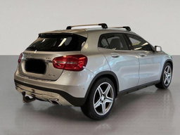 Mercedes-Benz GLA 2015