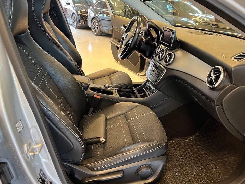 Mercedes-Benz GLA 2015_10