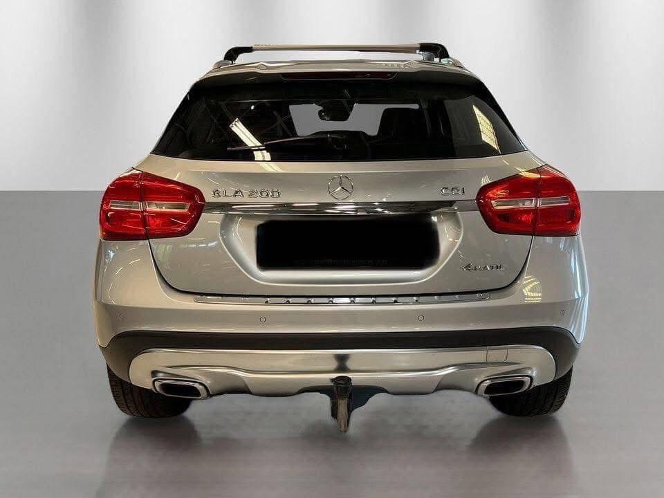 Mercedes-Benz GLA 2015_6