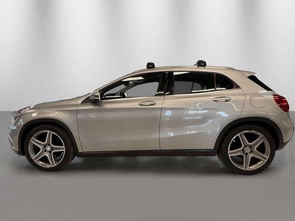 Mercedes-Benz GLA 2015_4