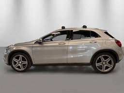 Mercedes-Benz GLA 2015