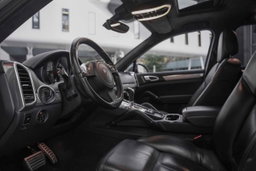 Porsche Cayenne TURBO 2010