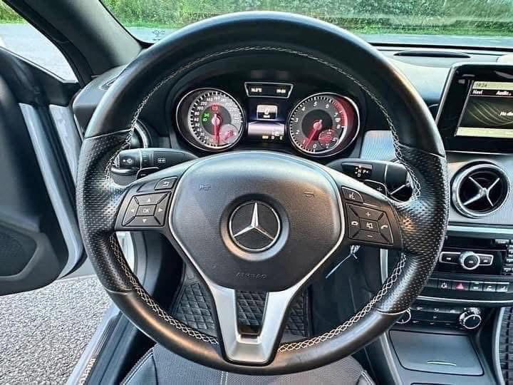 Mercedes-Benz CLA 2004_6