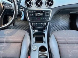 Mercedes-Benz CLA 2004