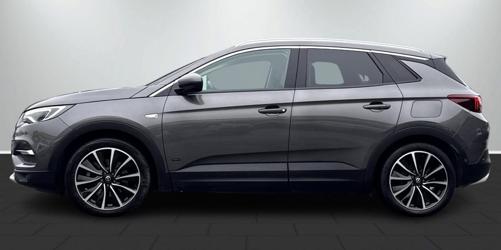 Opel Grandland X Hybrid4  Premium 4x4 2020_5