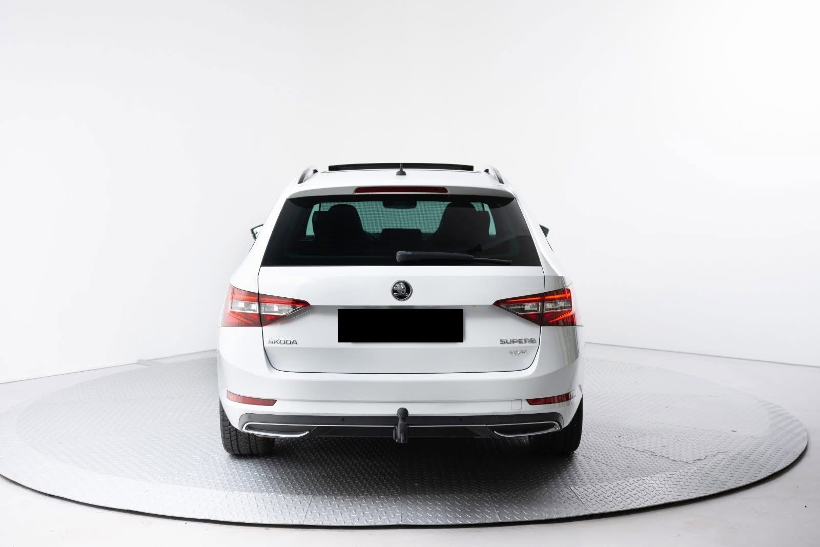 Skoda Superb DSG 4x4 2018_4