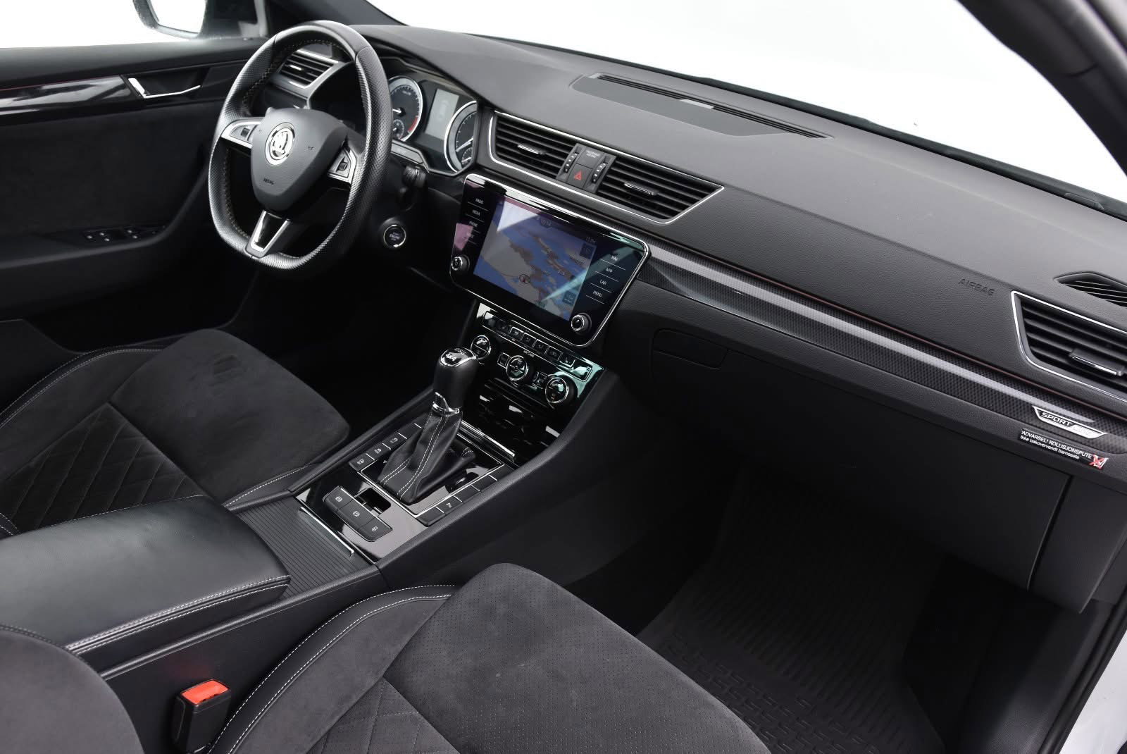 Skoda Superb DSG 4x4 2018_12