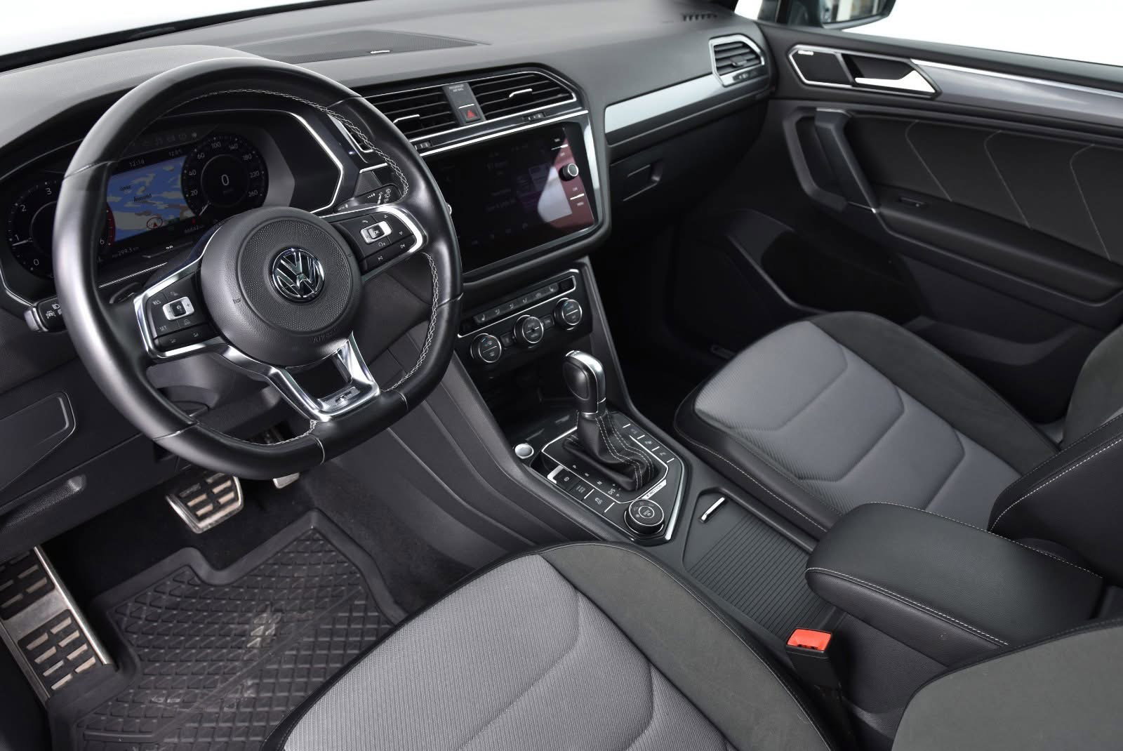 Volkswagen Tiguan Allspace  DSG R-Line_2