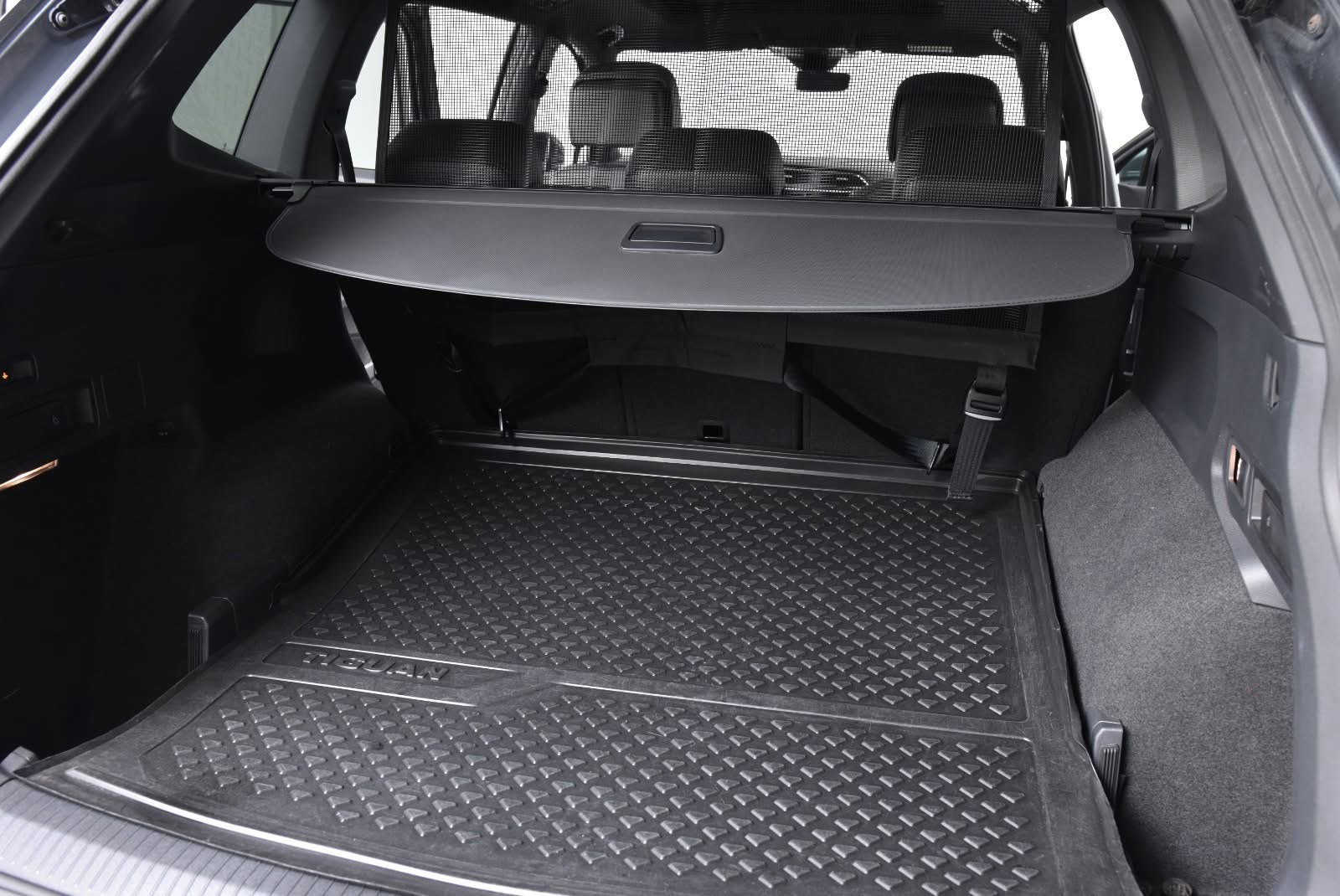Volkswagen Tiguan Allspace  DSG R-Line_13