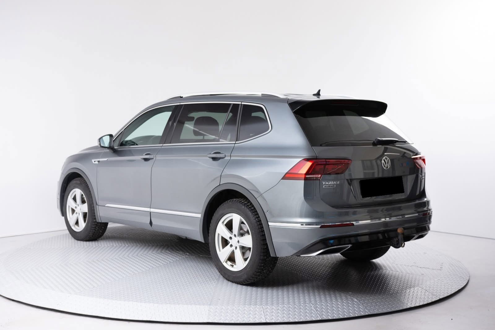 Volkswagen Tiguan Allspace  DSG R-Line_10