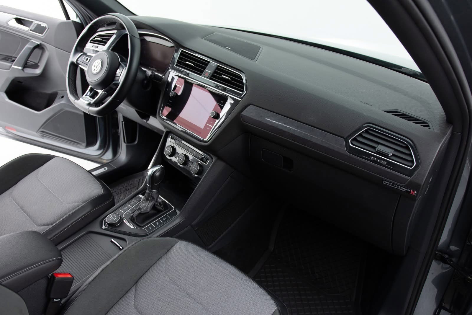 Volkswagen Tiguan Allspace  DSG R-Line_9