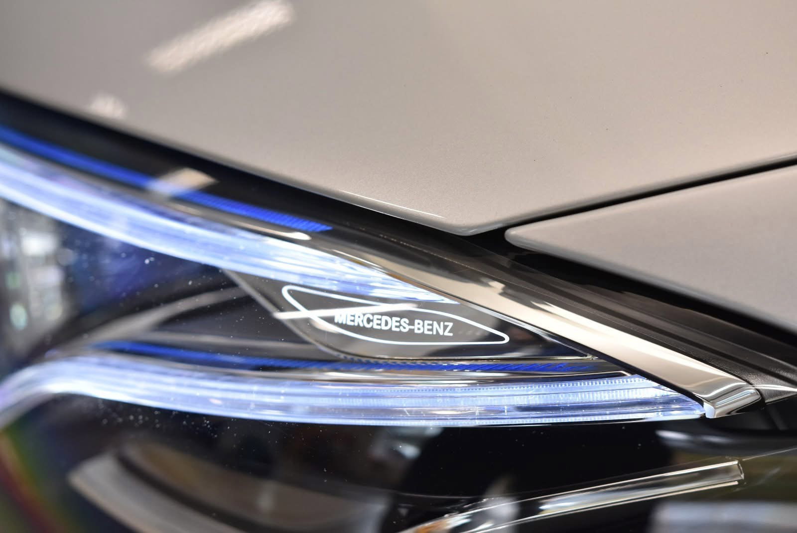 Mercedes-Benz E-Klasse 350e 2017_13