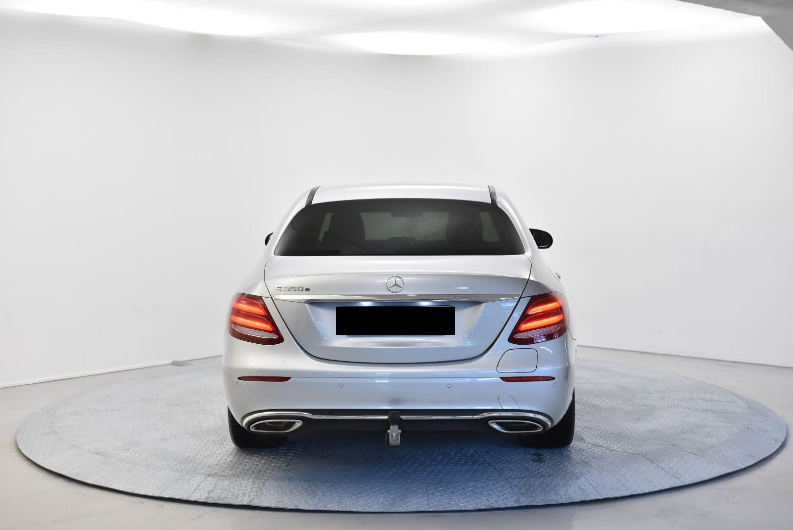 Mercedes-Benz E-Klasse 350e 2017_1
