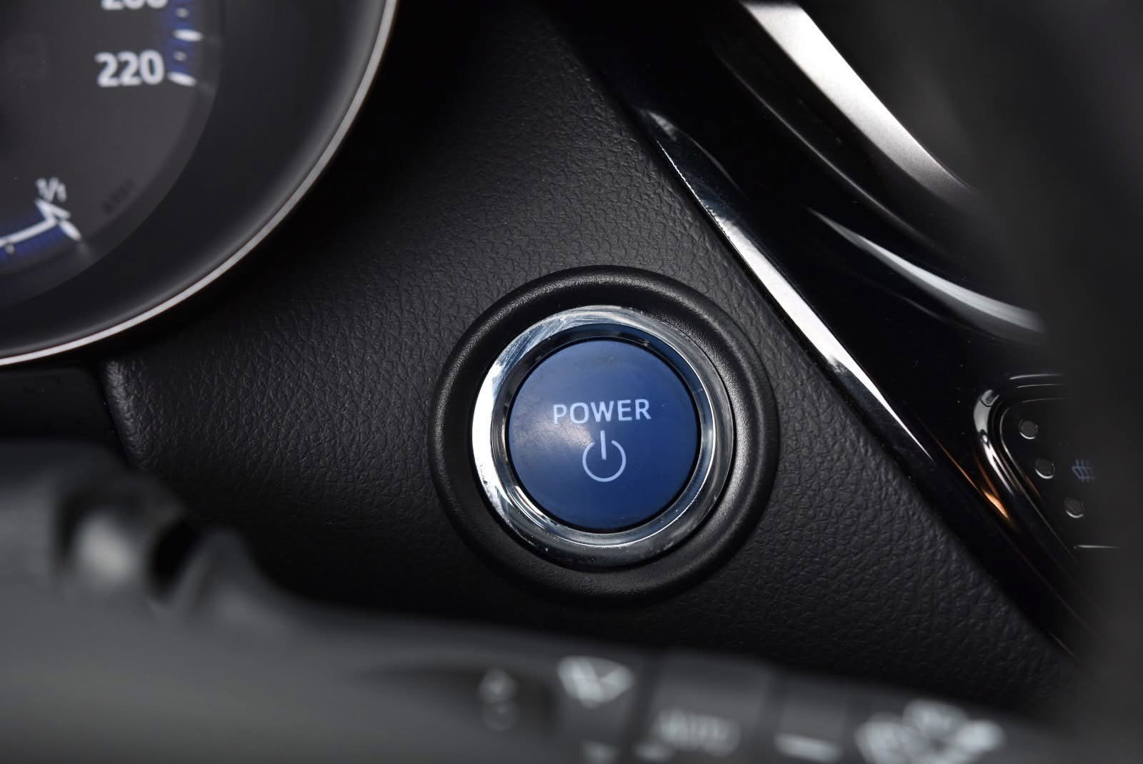 Toyota C-HR 1,8 Active-Tech_8