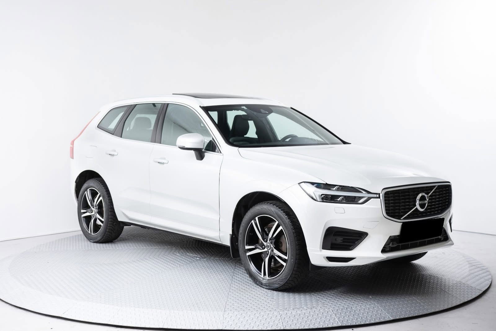 Volvo XC60 T8 R-Design 2019_2