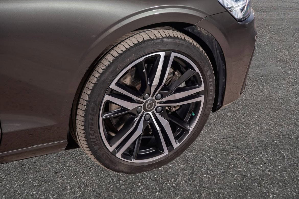 Volvo V60 T6 AWD R-Design 2022_4