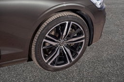 Volvo V60 T6 AWD R-Design 2022