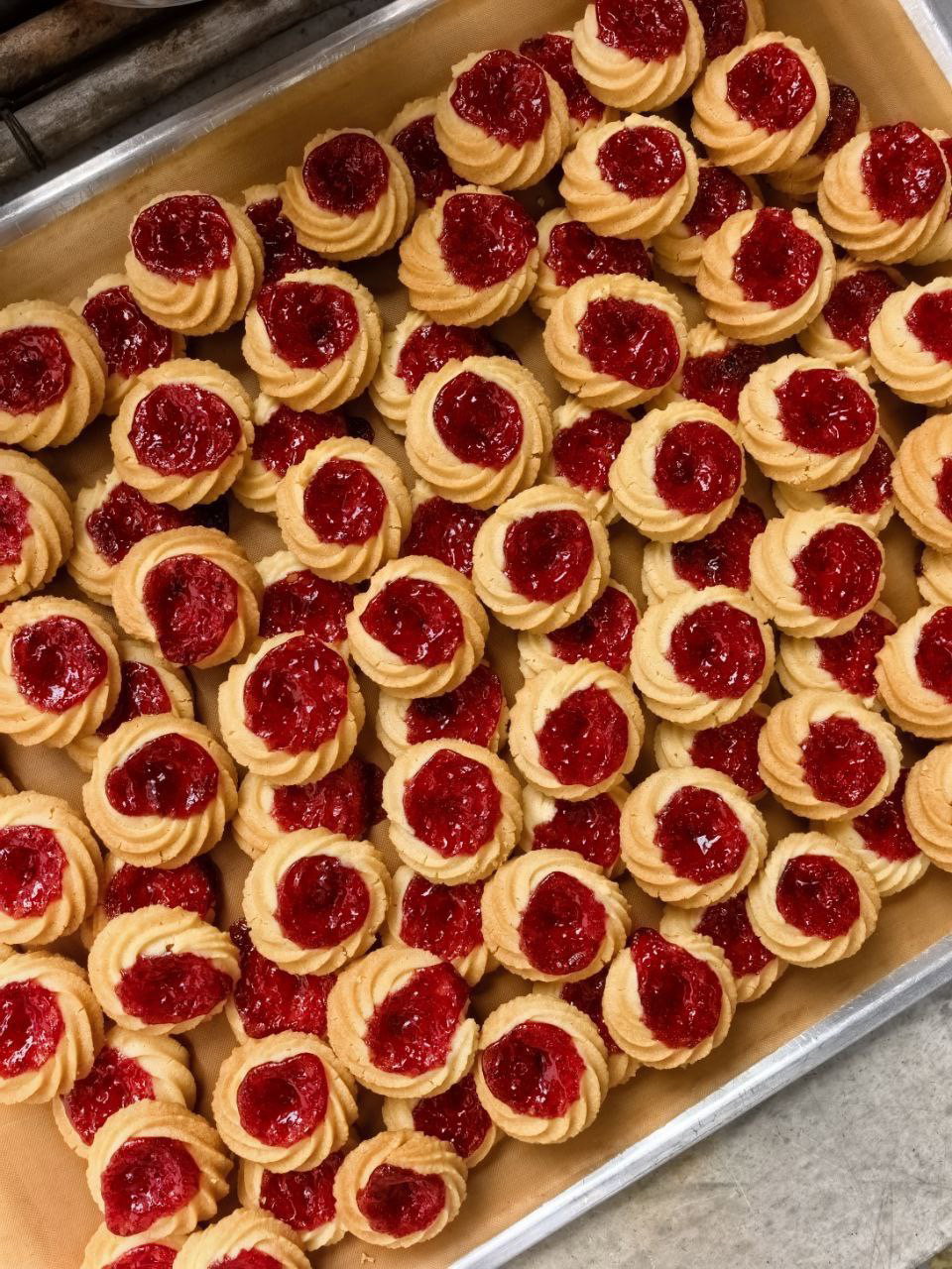 Strawberry Butter Cookies (+-40 Pcs)_0