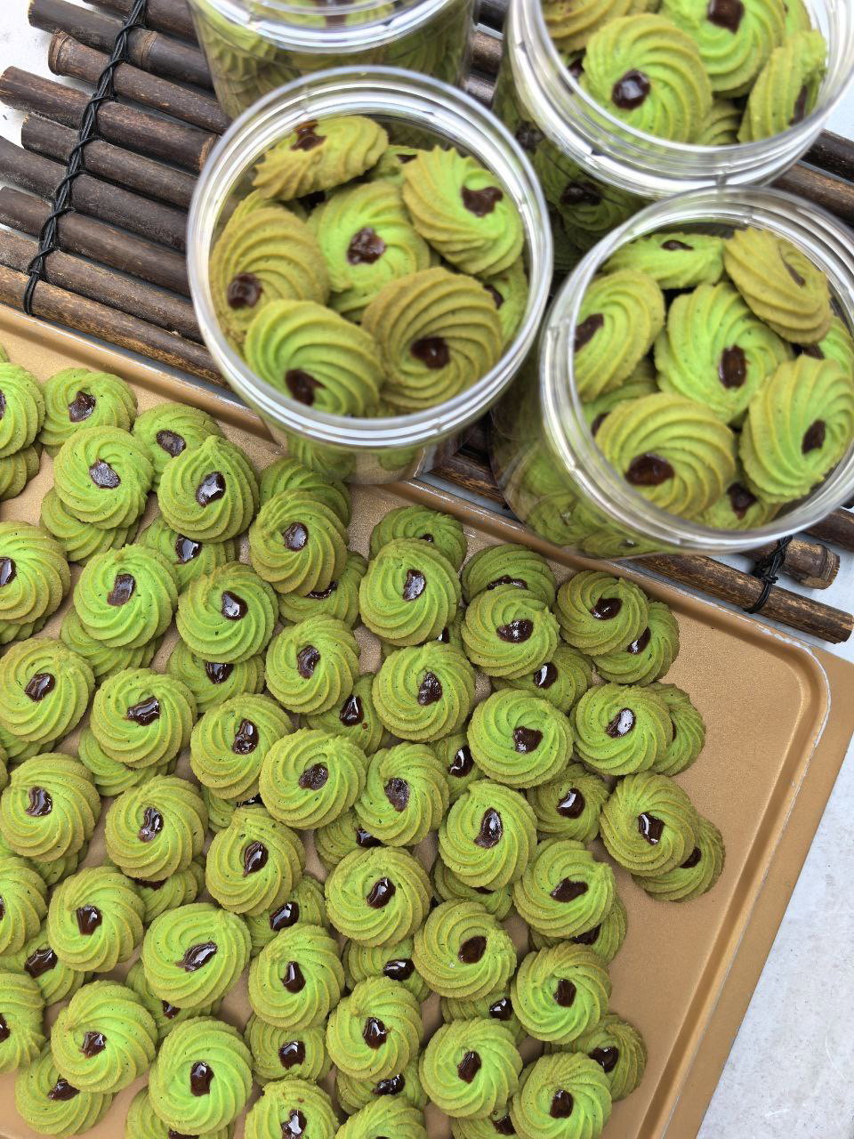 Pandan Gula Melaka Butter Cookies (+-40 Pcs)_0