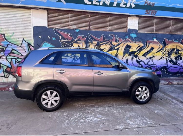 KIA SORENTO 4X4 AWD 2010_2