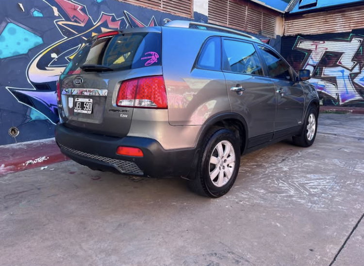 KIA SORENTO 4X4 AWD 2010_3