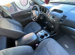 KIA SORENTO 4X4 AWD 2010