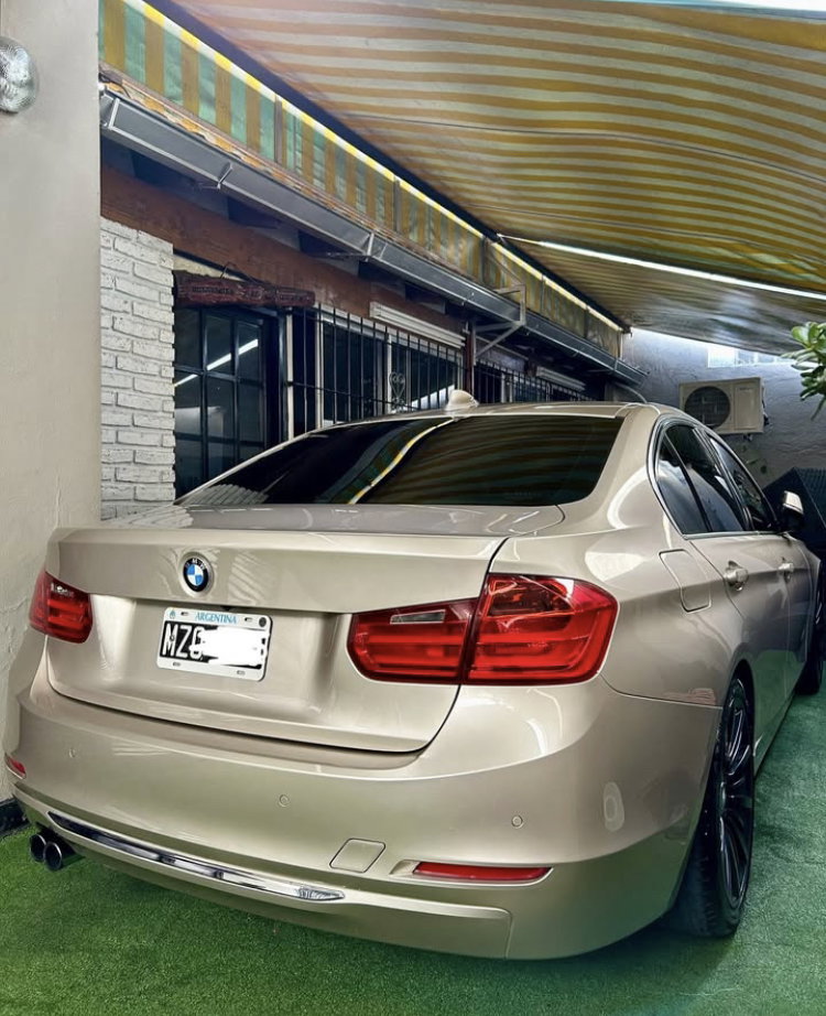 BMW 328i Luxe 245cv AT_5