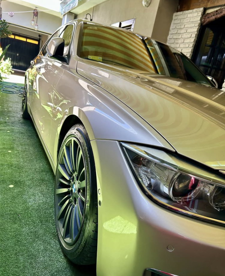 BMW 328i Luxe 245cv AT_3