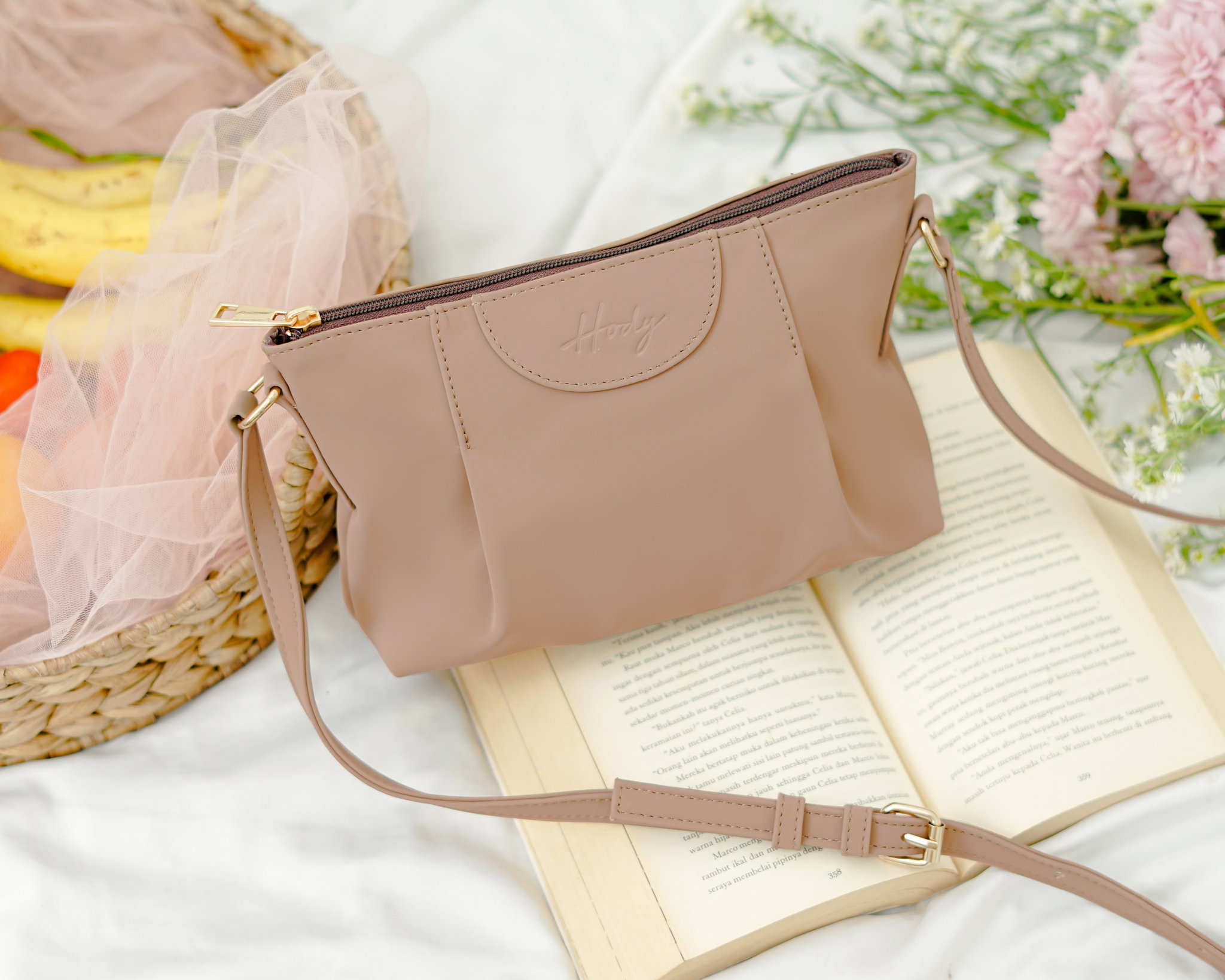 MEERA BAG_1