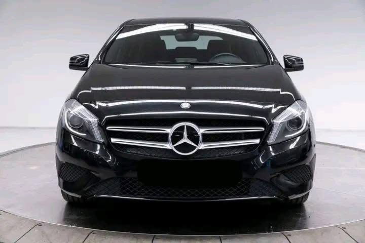 Mercedes-Benz Classe A A180 AMG 2014_0