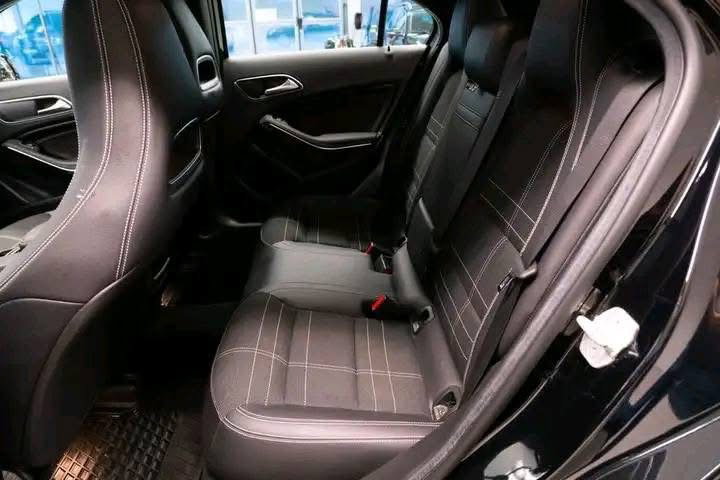 Mercedes-Benz Classe A A180 AMG 2014_10